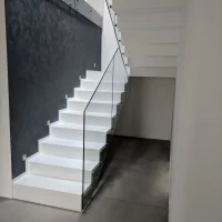 sadrobetonove-schody